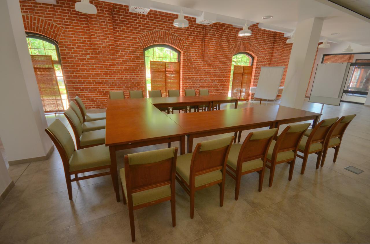 Aparthotel Ctkir Browar Probus Ohlau Exterior foto